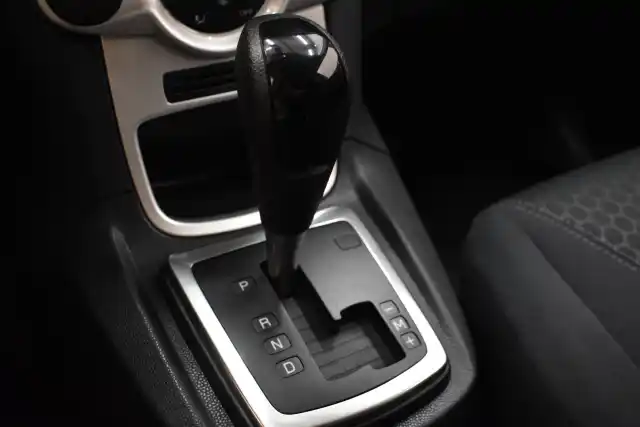 Harmaa Viistoperä, Ford Fiesta – URZ-746