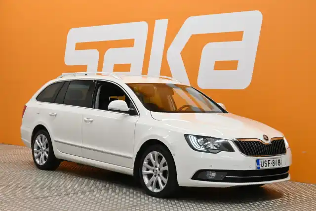 Valkoinen Farmari, Skoda Superb – USF-818