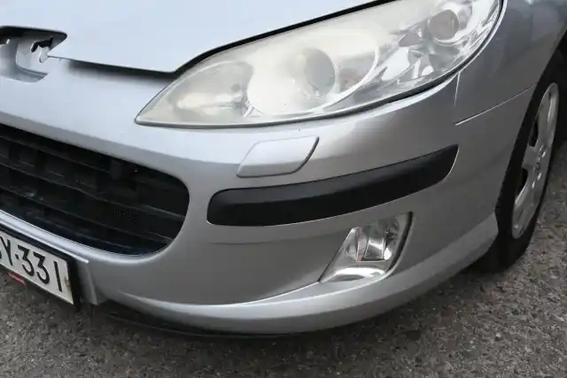 Harmaa Sedan, Peugeot 407 – USY-331