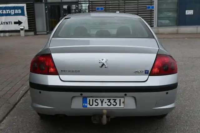 Harmaa Sedan, Peugeot 407 – USY-331