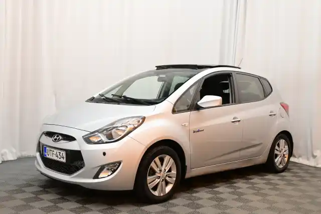 Hopea Tila-auto, Hyundai ix20 – UTF-434