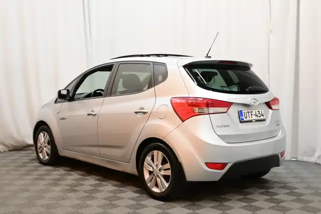 Hopea Tila-auto, Hyundai ix20 – UTF-434