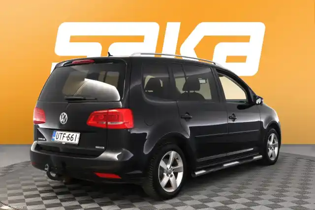 Musta Tila-auto, Volkswagen Touran – UTF-661