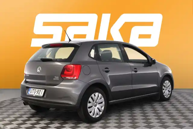 Harmaa Viistoperä, Volkswagen Polo – UTG-921