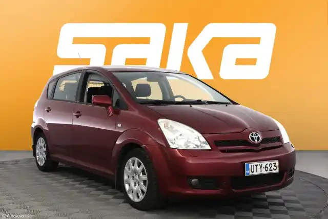 Punainen Farmari, Toyota Corolla Verso – UTY-623