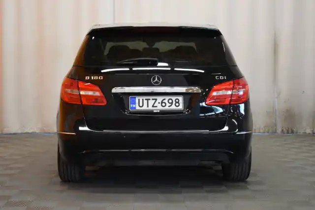 Musta Tila-auto, Mercedes-Benz B – UTZ-698