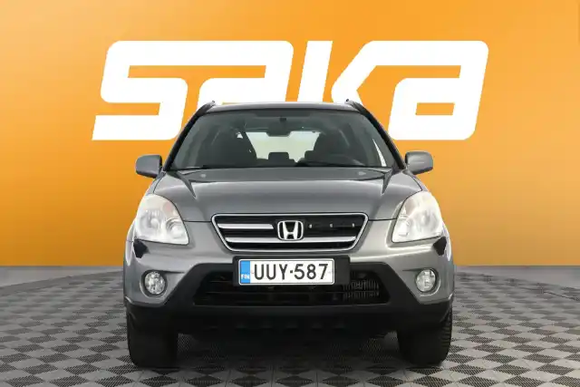 Harmaa Tila-auto, Honda CR-V – UUY-587