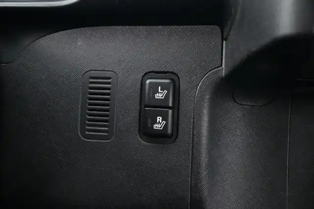 Harmaa Tila-auto, Honda CR-V – UUY-587