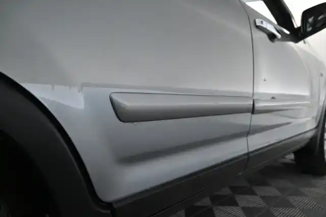 Harmaa Tila-auto, Honda CR-V – UUY-587