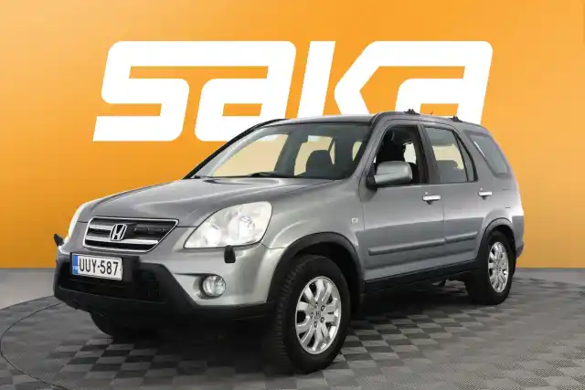 Harmaa Tila-auto, Honda CR-V – UUY-587