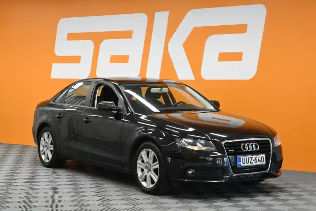 Musta Sedan, Audi A4 – UUZ-640