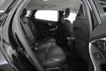 Musta Viistoperä, Volvo V40 – UXG-230, kuva 13