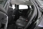 Musta Viistoperä, Volvo V40 – UXG-230, kuva 14