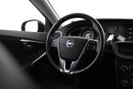 Musta Viistoperä, Volvo V40 – UXG-230, kuva 17