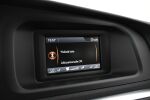 Musta Viistoperä, Volvo V40 – UXG-230, kuva 22