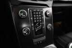 Musta Viistoperä, Volvo V40 – UXG-230, kuva 24