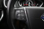 Musta Viistoperä, Volvo V40 – UXG-230, kuva 25