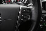 Musta Viistoperä, Volvo V40 – UXG-230, kuva 26