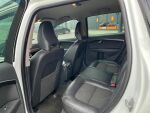 Valkoinen Farmari, Volvo V70 – UXG-600, kuva 5
