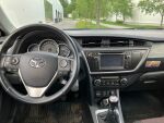Valkoinen Farmari, Toyota Auris – UXG-762, kuva 4