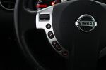 Punainen Maastoauto, Nissan Qashqai – UXG-946, kuva 22