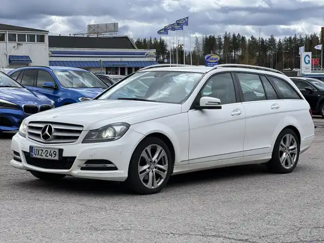 Valkoinen Farmari, Mercedes-Benz C – UXZ-249
