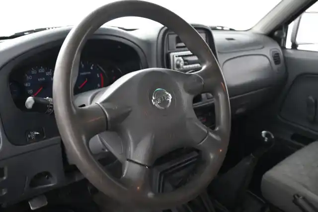 Sininen Pakettiauto, Nissan Cab – UYK-967
