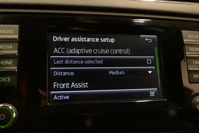 Punainen Viistoperä, Skoda Octavia – UYS-311