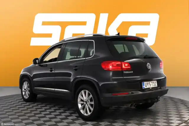 Musta Maastoauto, Volkswagen Tiguan – UYS-732