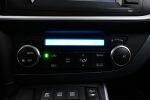 Ruskea (beige) Farmari, Toyota Auris – UYT-143, kuva 27