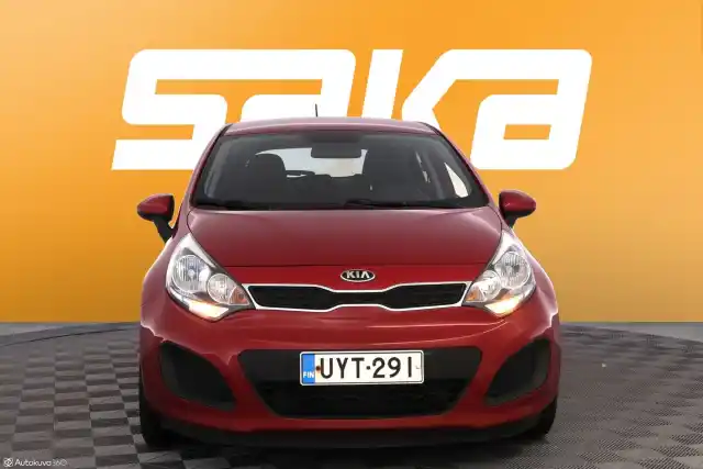 Punainen Viistoperä, Kia Rio – UYT-291