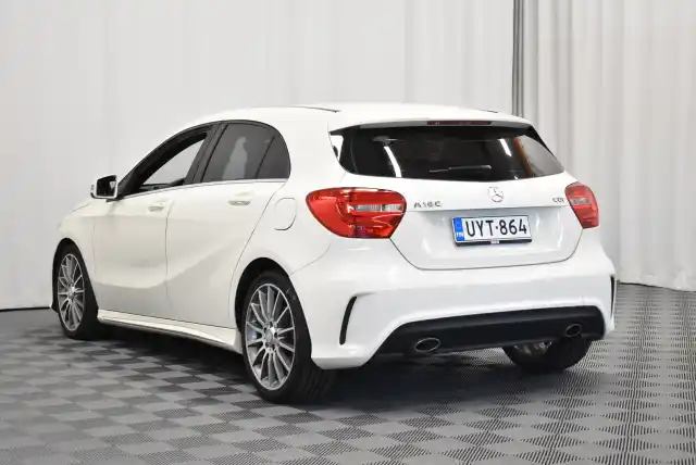 Valkoinen Viistoperä, Mercedes-Benz A – UYT-864
