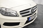 Valkoinen Viistoperä, Mercedes-Benz A – UYT-864, kuva 8