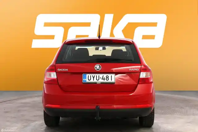 Punainen Viistoperä, Skoda Rapid – UYU-481