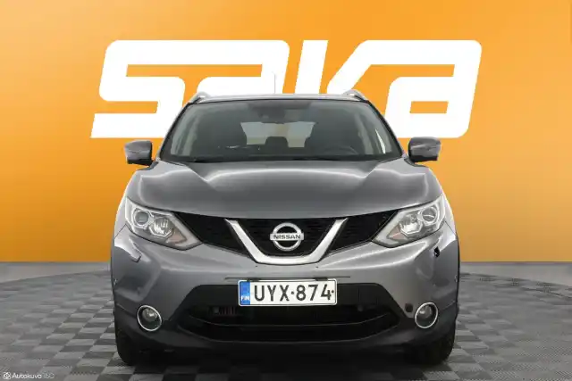 Harmaa Maastoauto, Nissan Qashqai – UYX-874