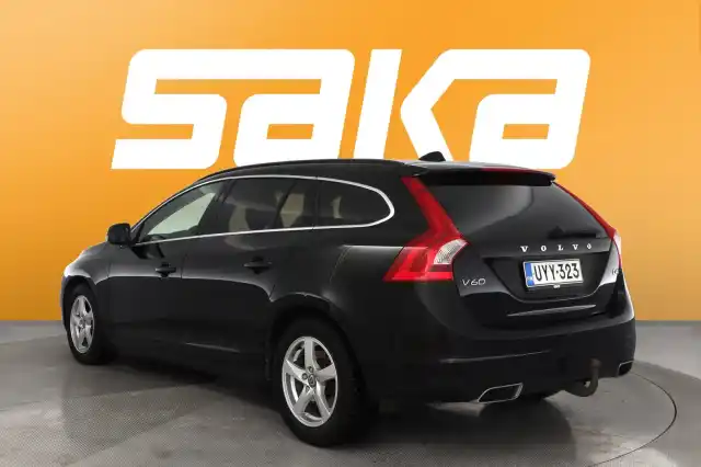 Musta Farmari, Volvo V60 – UYY-323