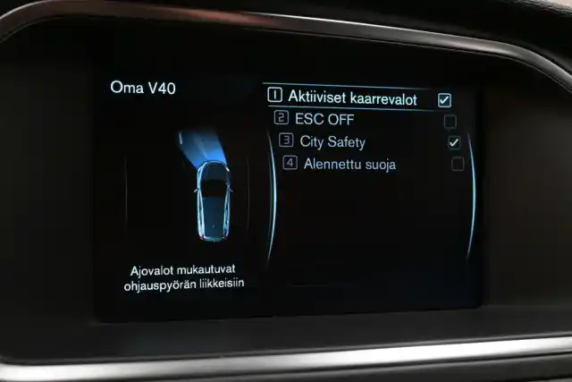 Harmaa Viistoperä, Volvo V40 – UYY-341