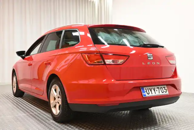 Punainen Farmari, Seat Leon ST – UYY-703