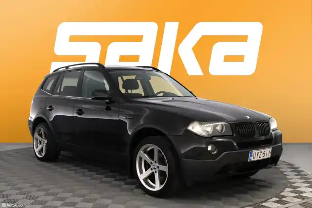 Musta Maastoauto, BMW X3 – UYZ-511