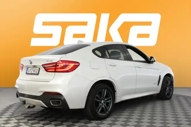Valkoinen Maastoauto, BMW X6 – UYZ-802