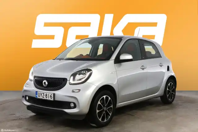 Monivär. Viistoperä, smart forfour – UYZ-816