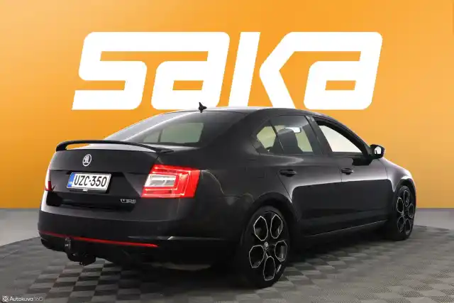 Musta Sedan, Skoda Octavia – UZC-350