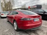 Punainen Sedan, Tesla Model S – UZF-304, kuva 2