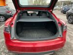 Punainen Sedan, Tesla Model S – UZF-304, kuva 5