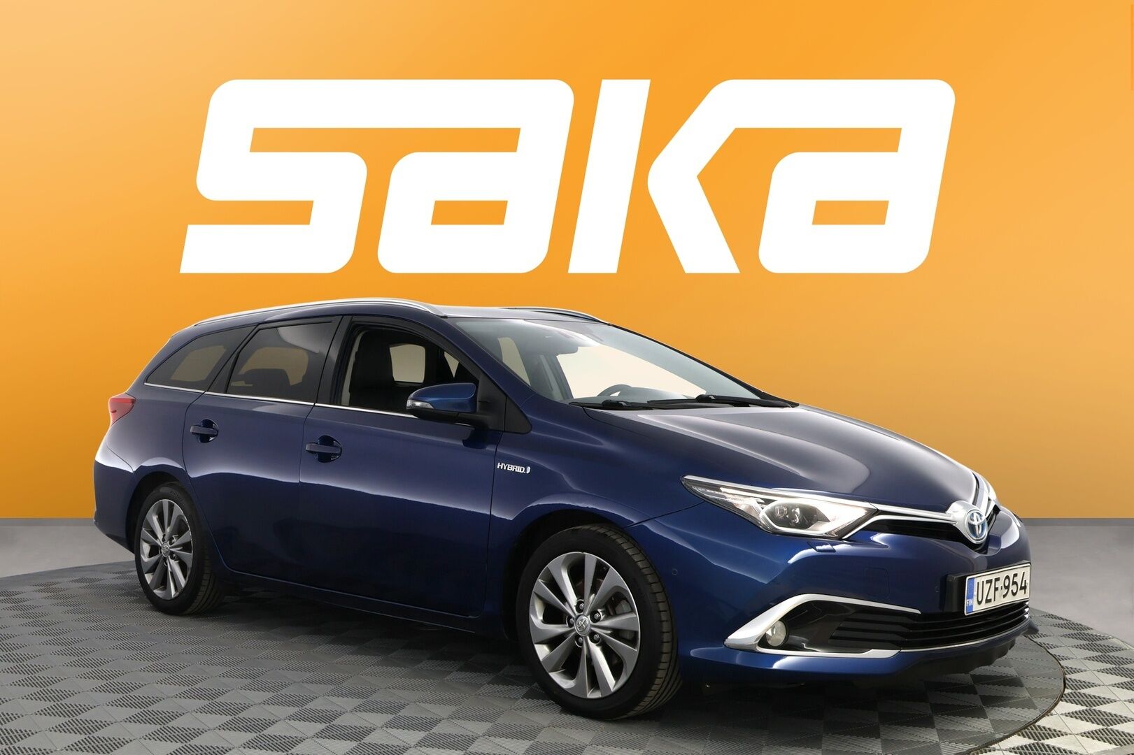 ToyotaAuris2016