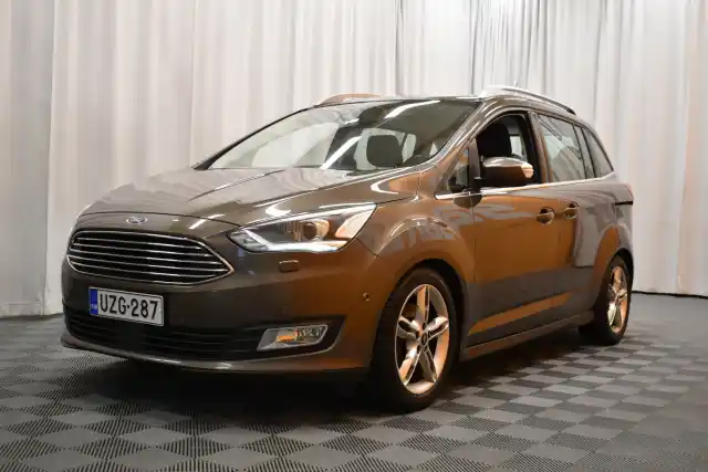 Ruskea Tila-auto, Ford C-MAX GRAND – UZG-287