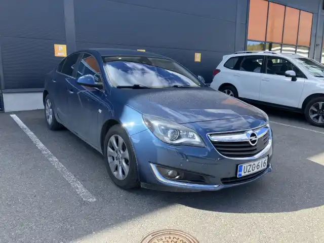 Sininen Viistoperä, Opel Insignia – UZG-616