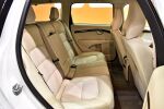 Valkoinen Farmari, Volvo V70 – UZJ-100, kuva 5