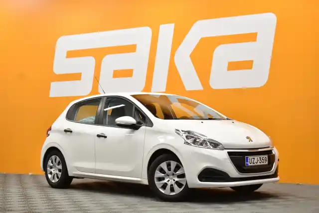 Valkoinen Viistoperä, Peugeot 208 – UZJ-359