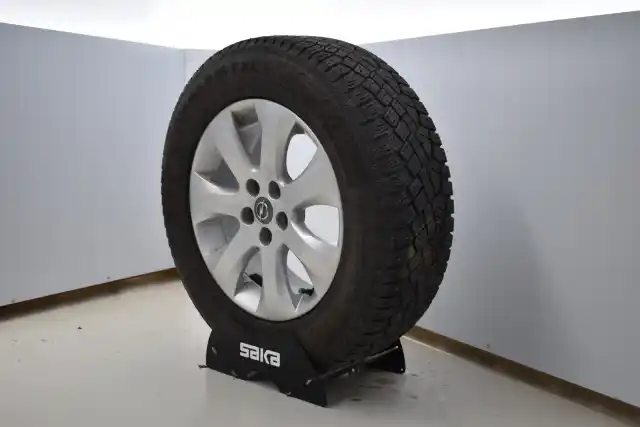 Musta Maastoauto, Opel Mokka – UZJ-488